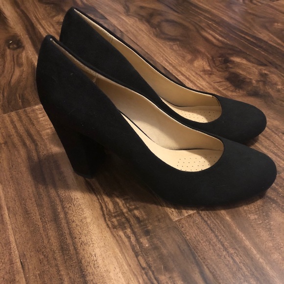 High heels - Picture 2 of 3